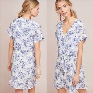 Cloth & Stone Vivian Tie front blue floral dress